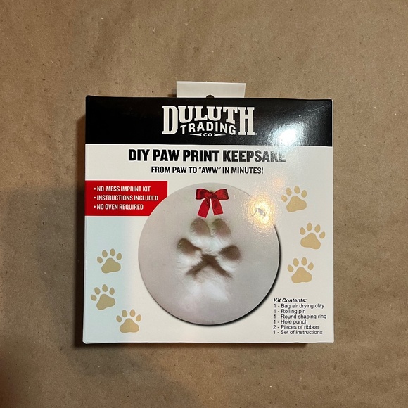 NIB Deluth Trading Co DIY Paw Print Keepsake - Picture 1 of 2